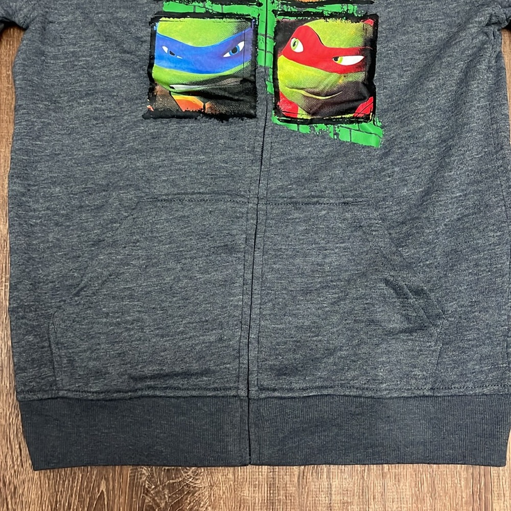 TMNT Classic Full Zip Sweater with Hoodie Juniors Large NEW - Picture 4 of 10